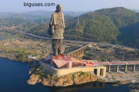 top 10 best popular tourist places destinations list to visit in Gujarat
